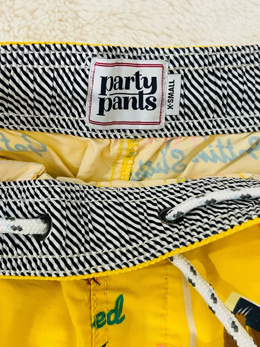 N/A yellow men’s